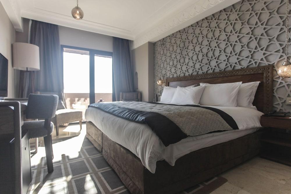 Hivernage Hotel & Spa Marrakesh Esterno foto A bedroom at the hotel