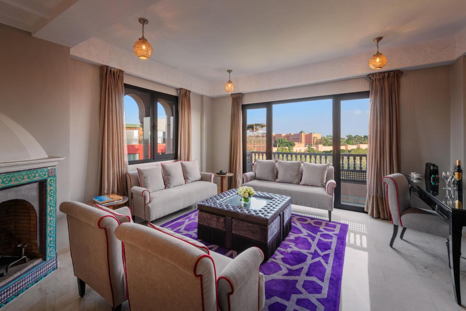 Hivernage Hotel & Spa Marrakesh Esterno foto A living room at the hotel