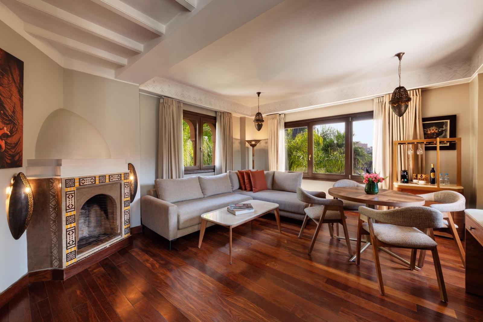 Hivernage Hotel & Spa Marrakesh Esterno foto A living room in a hotel