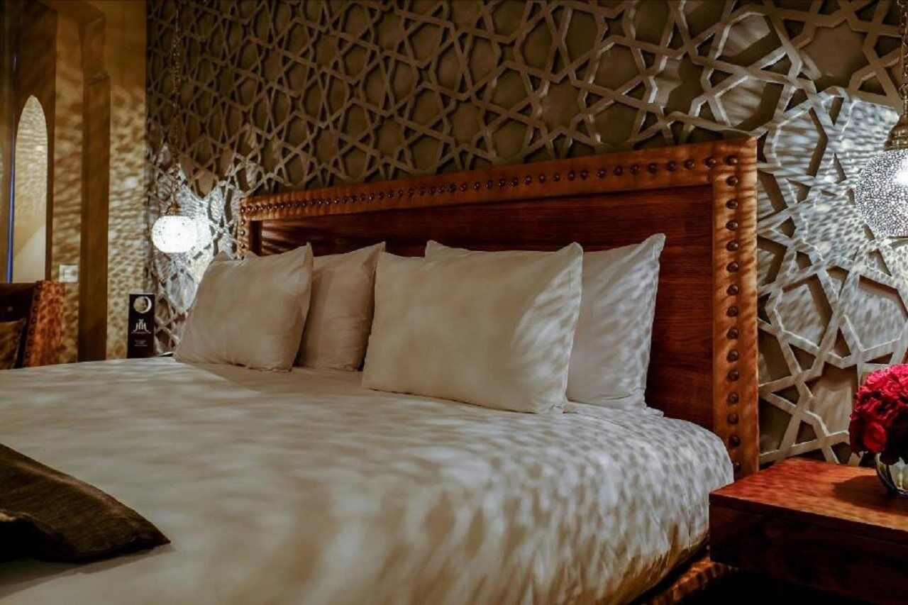 Hivernage Hotel & Spa Marrakesh Esterno foto A bedroom at the Burj Al Arab